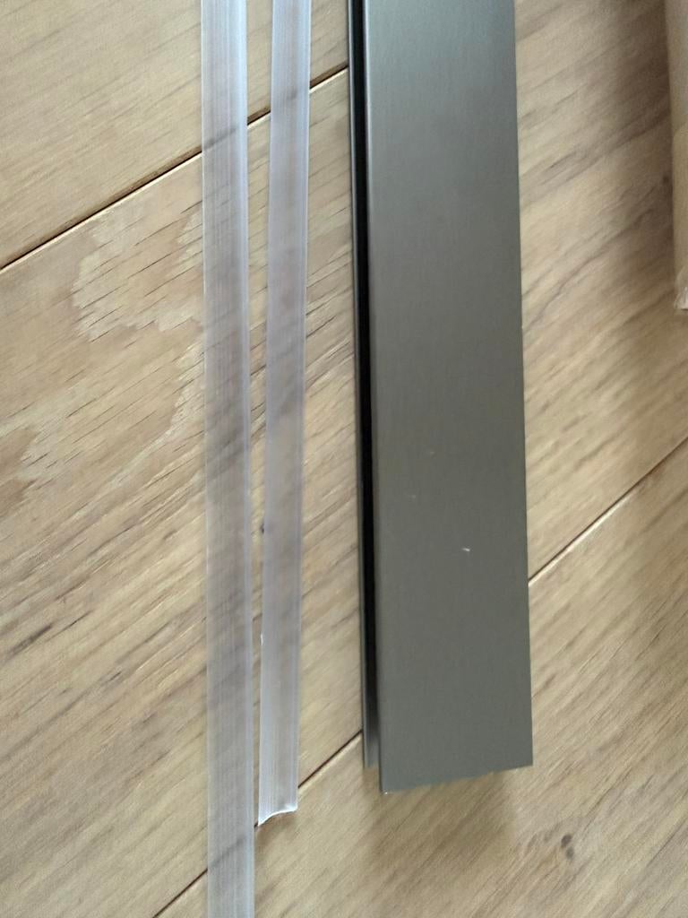 Muurprofiel/glasprofiel monteren glasplaat - kleur gun metal, Ophalen, Nieuw, Douche