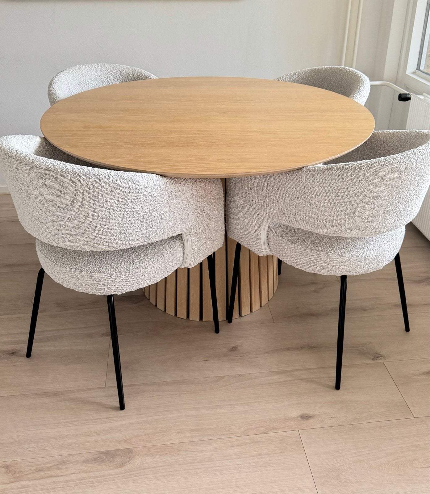 Ronde eettafel met lichte gebruikssporen, Ophalen, Gebruikt, 100 tot 150 cm, Rond