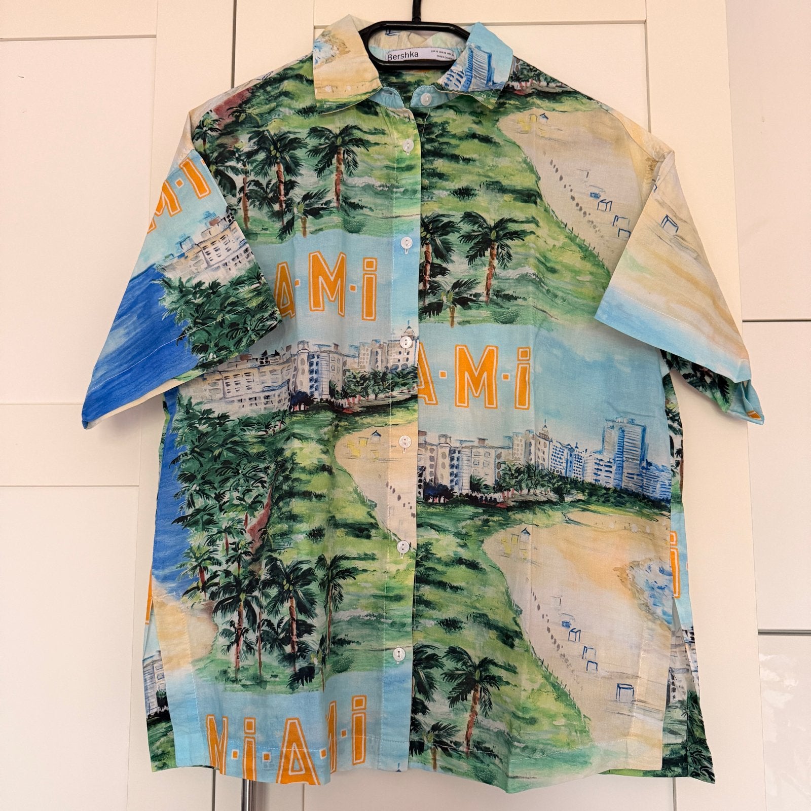 Bershka Miami blouse korte mouwen XS, Ophalen of Verzenden, Zo goed als nieuw, Maat 34 (XS) of kleiner, Meerkleurig