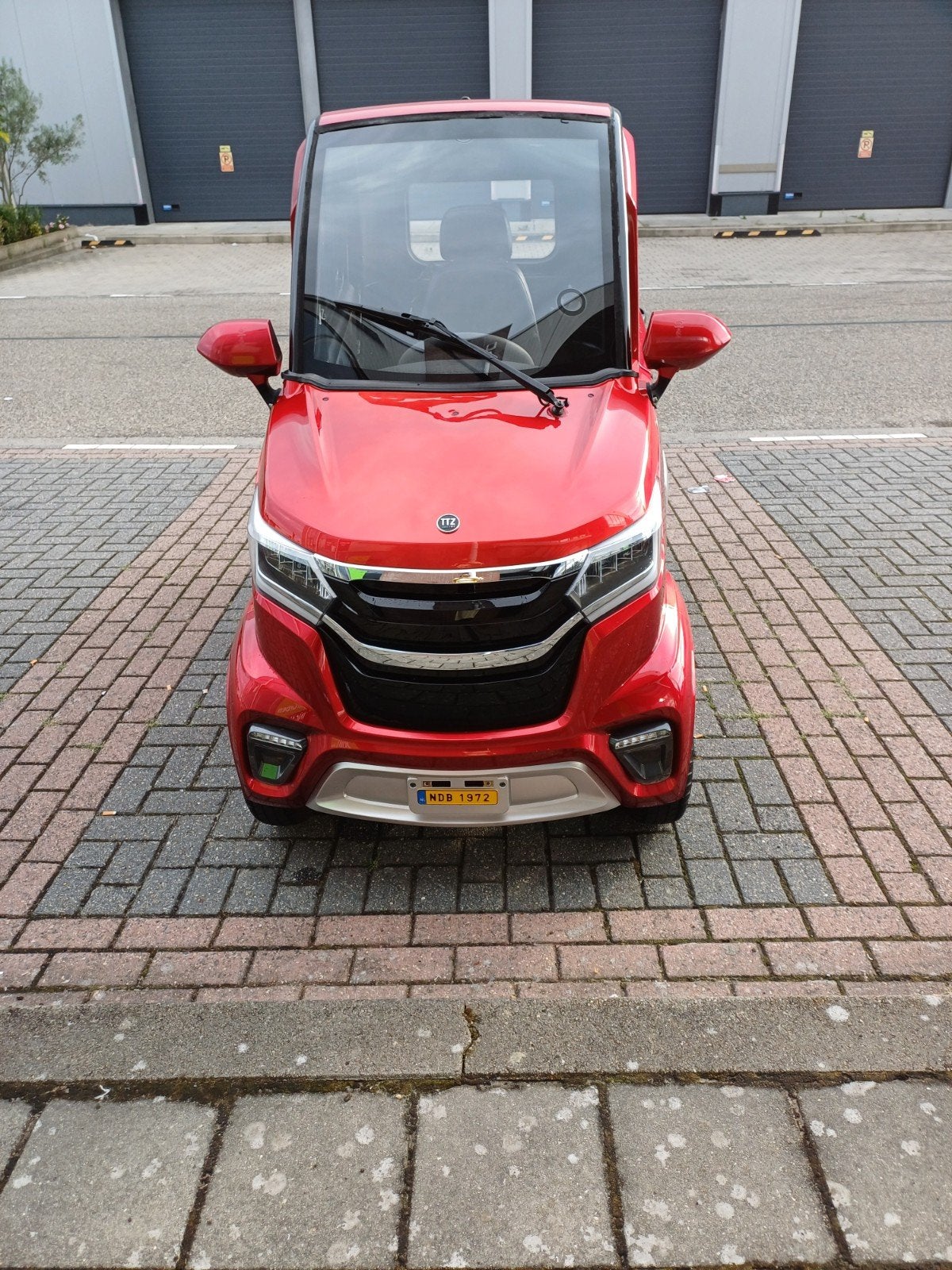 Overdekte scootmobiel, Zo goed als nieuw, 16 km/u of meer, 46 km of meer, Ophalen