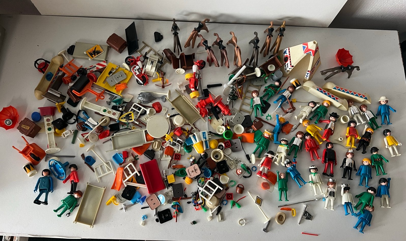 Grote partij vintage Playmobil - figuren, paarden, accessoir, Ophalen of Verzenden, Gebruikt, Losse onderdelen, Overige typen