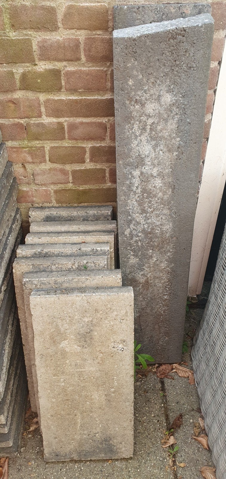 2 Zware grijze betonnen bielzen, betonranden, Ophalen, Gebruikt, Biels, Minder dan 25 cm
