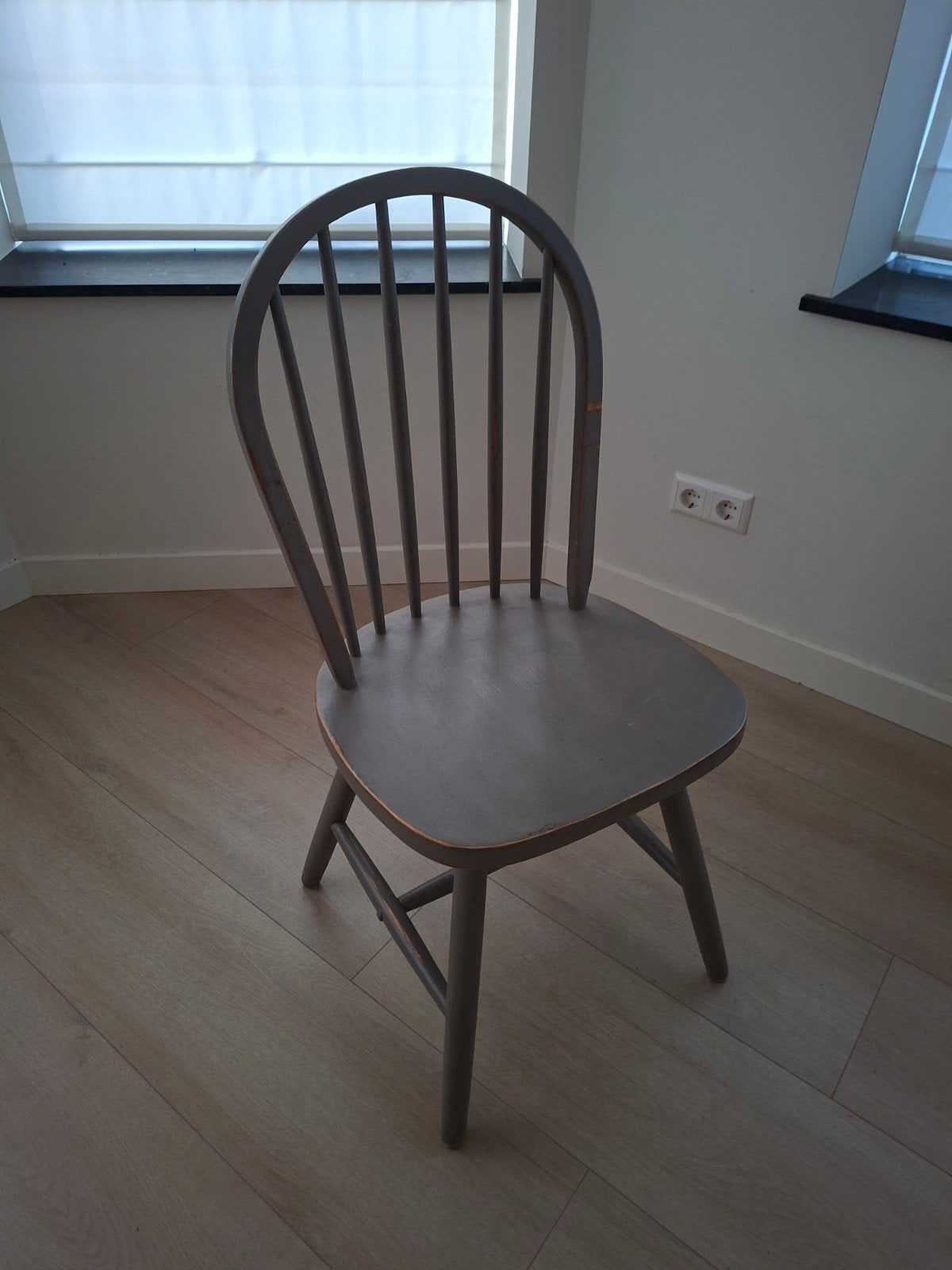 Houten stoel, Huis en Inrichting, Stoelen, Ophalen, Gebruikt, Grijs, Eén