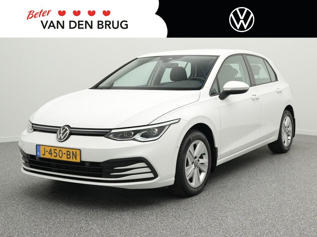 Volkswagen Golf 1.5 TSI 130pk Life Business | Trekhaak | Ele