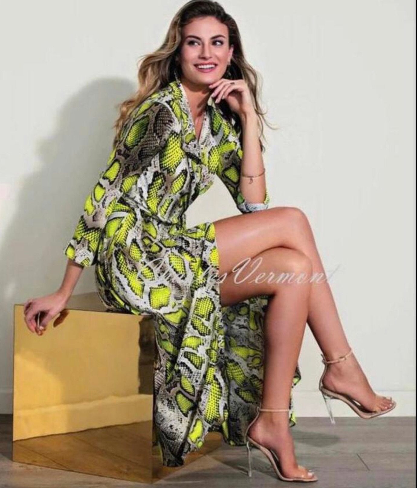 Frank Lyman elegant kuitlang wikkeljurk lime/taupe print 38, Kleding | Dames, Jurken, Maat 38/40 (M), Nieuw, Onder de knie, Meerkleurig