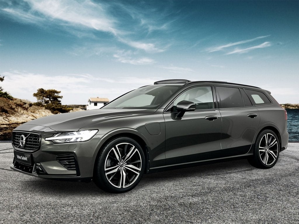 Volvo V60 T6 340PK Recharge R-Design| Pano| B&W Sound| Adap., 12 maanden, Gebruikt, 4 cilinders, 340 pk