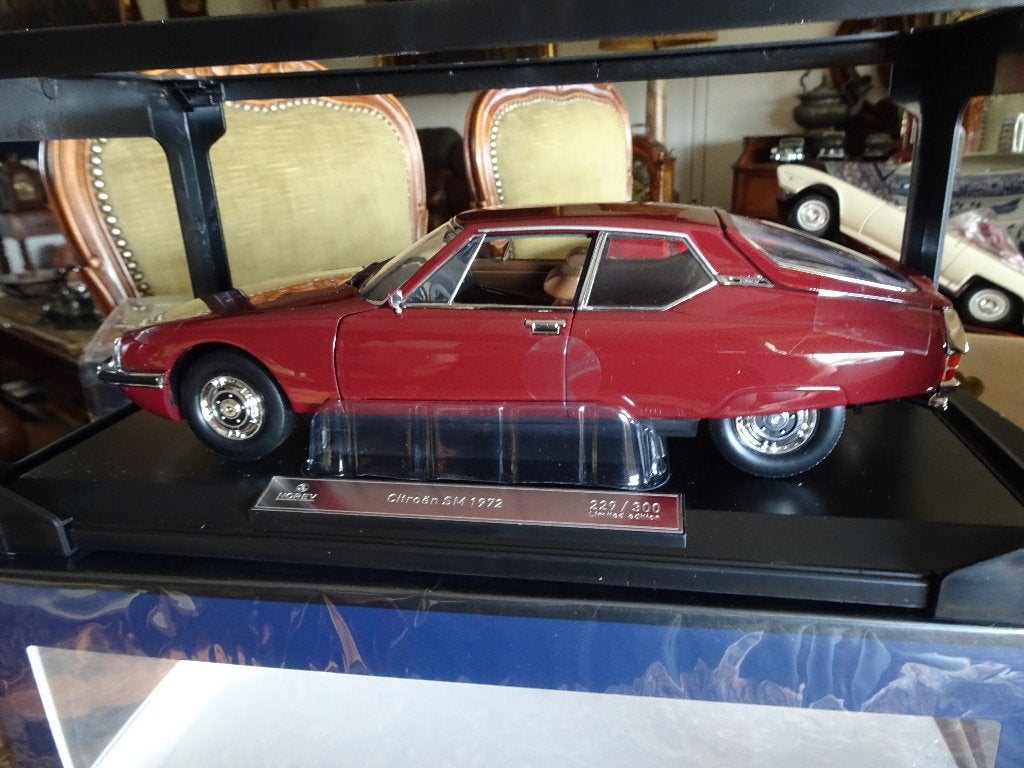 CITROEN SM GRENADE RED LIMITED 300ST /NR241 NOREV 1;18, Hobby en Vrije tijd, Ophalen of Verzenden, Zo goed als nieuw, Auto, Norev