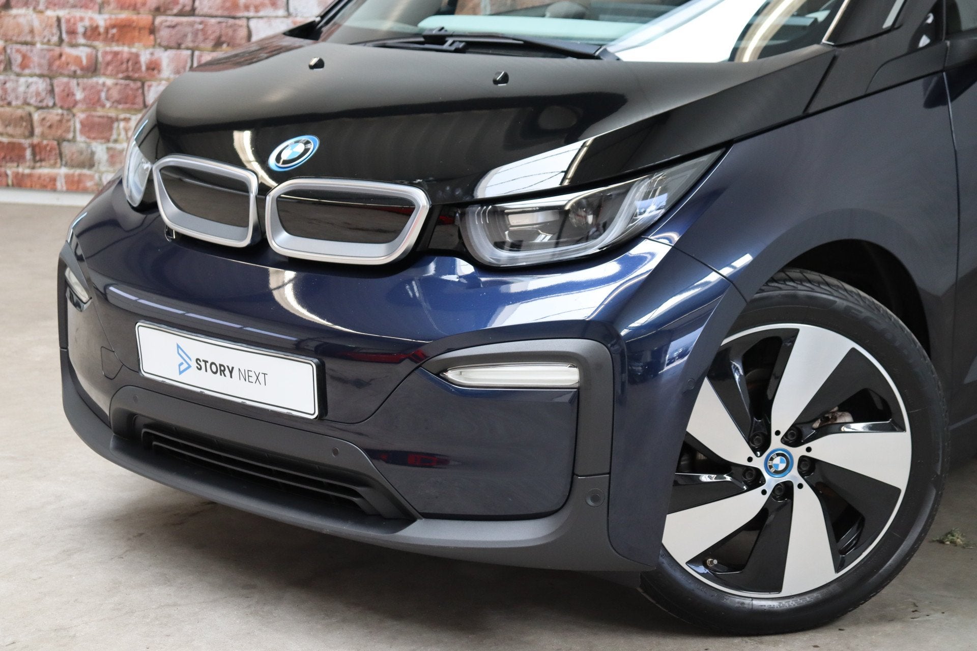 BMW i3 Basis iPerformance 94Ah 33 kWh / Navigatiesysteem Pro, Auto's, Automaat, Achterwielaandrijving, Gebruikt, 300 km
