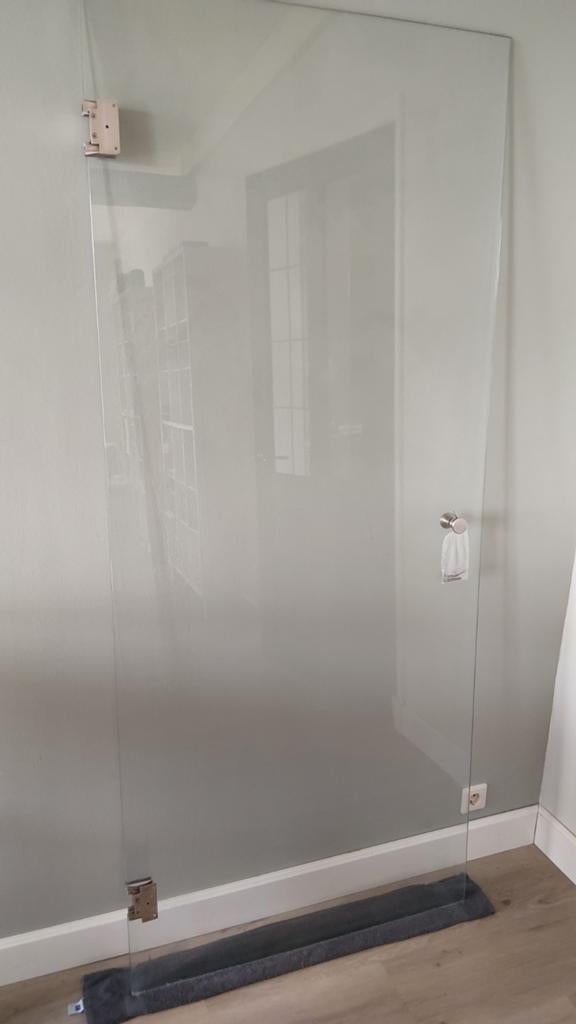 Glazen Douchedeur met Scharnieren en Knop, Ophalen, Gebruikt, Met douche