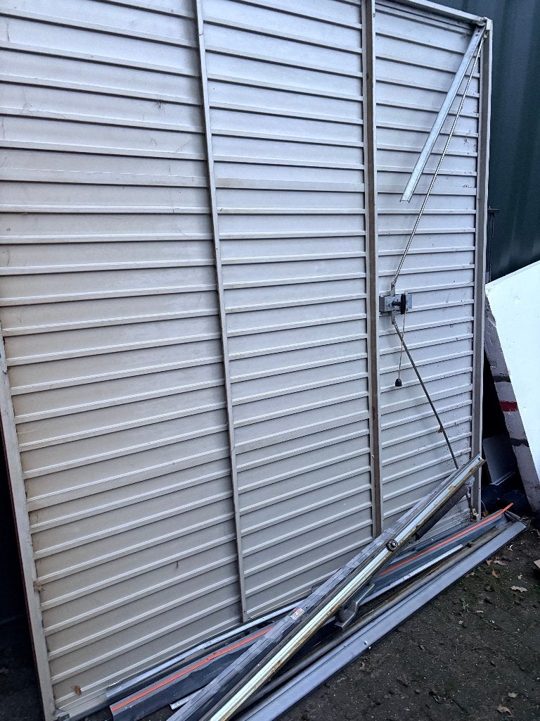 Metalen garagedeur of schuifpoort, Doe-het-zelf en Verbouw, Ophalen, Gebruikt, Aluminium