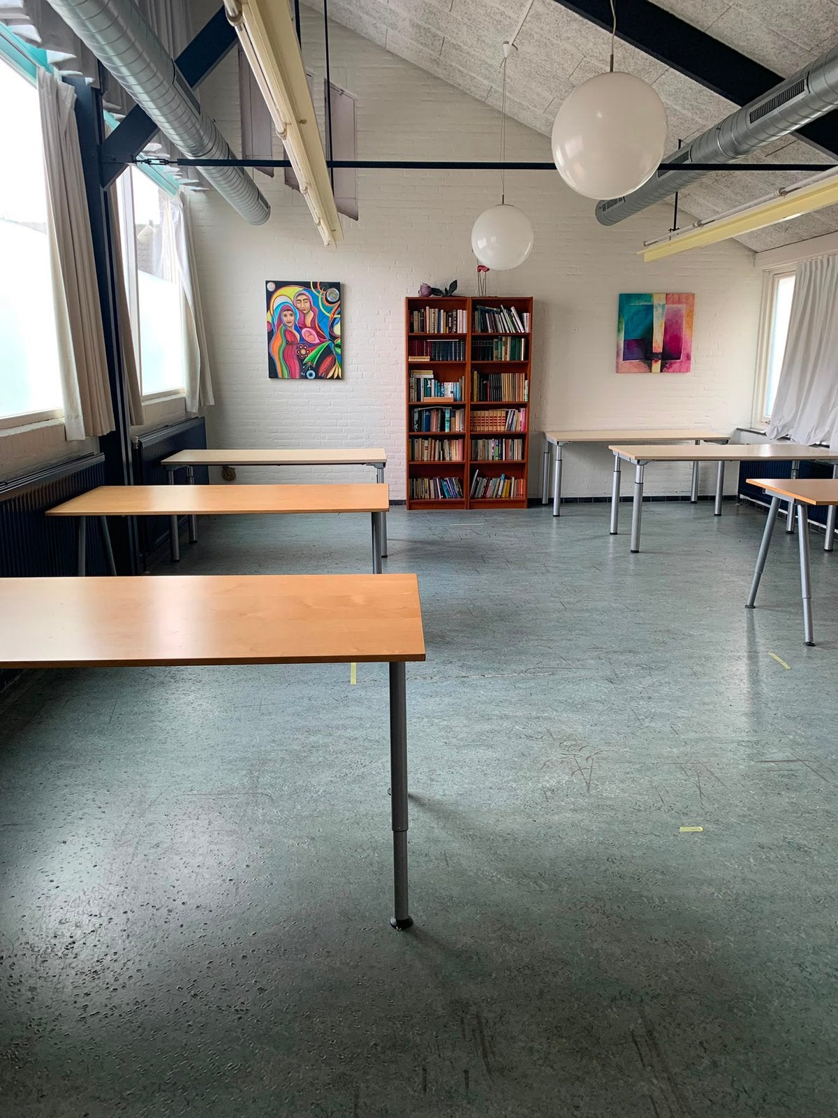 Diverse bureaus gratis af te halen, Ophalen, Gebruikt