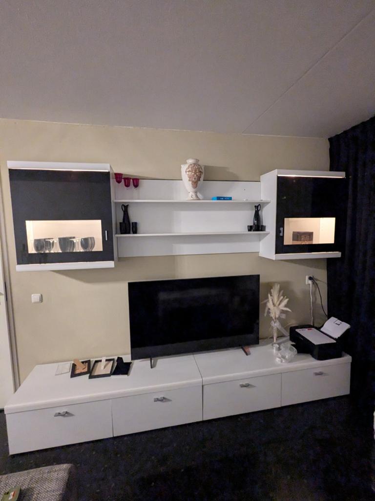 Wandmeubel Vitrinekast Dressoir Complete set Tv Meubel Moder, Ophalen of Verzenden