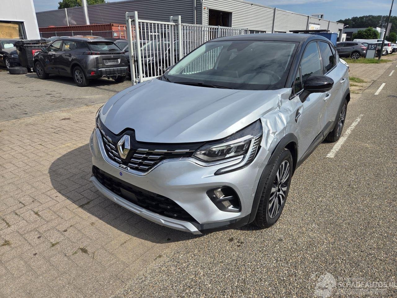 Renault Captur 1.3 TCE Iconic (bj 2023, automaat), Automaat, Overige carrosserieën, Renault Deutschland AG, Renault