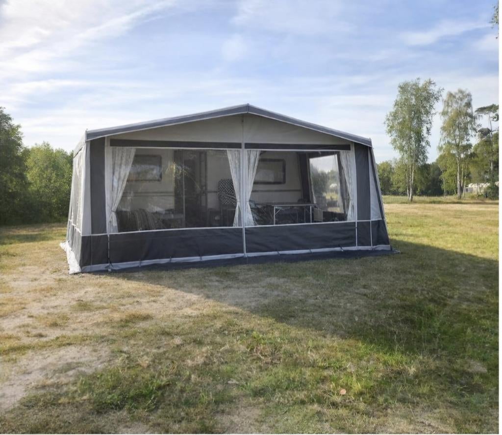 Ruime Isabella ventura pacific voortent G18/950, Caravans en Kamperen, Ophalen