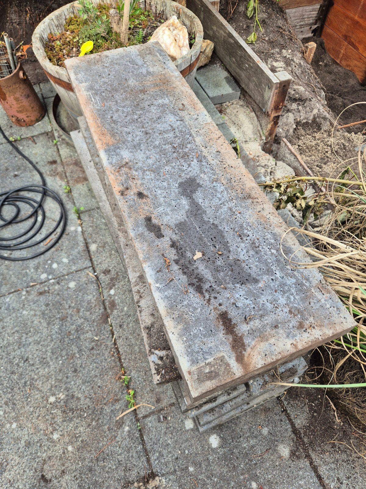 beton randen., Ophalen, Gebruikt, Biels, Beton