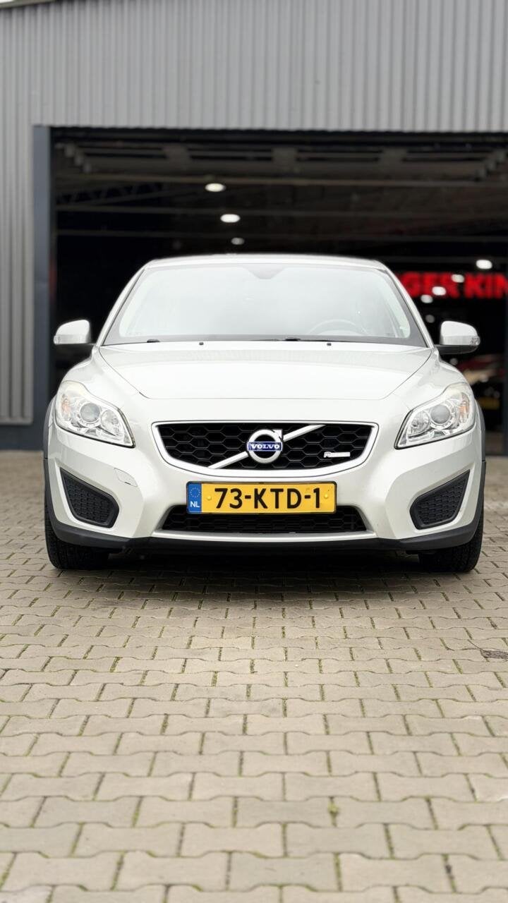 Volvo C30 1.6 Airco - Cruise NIEUWE koppeling + distributie, Voorwielaandrijving, 1596 cc, 101 pk, Gebruikt