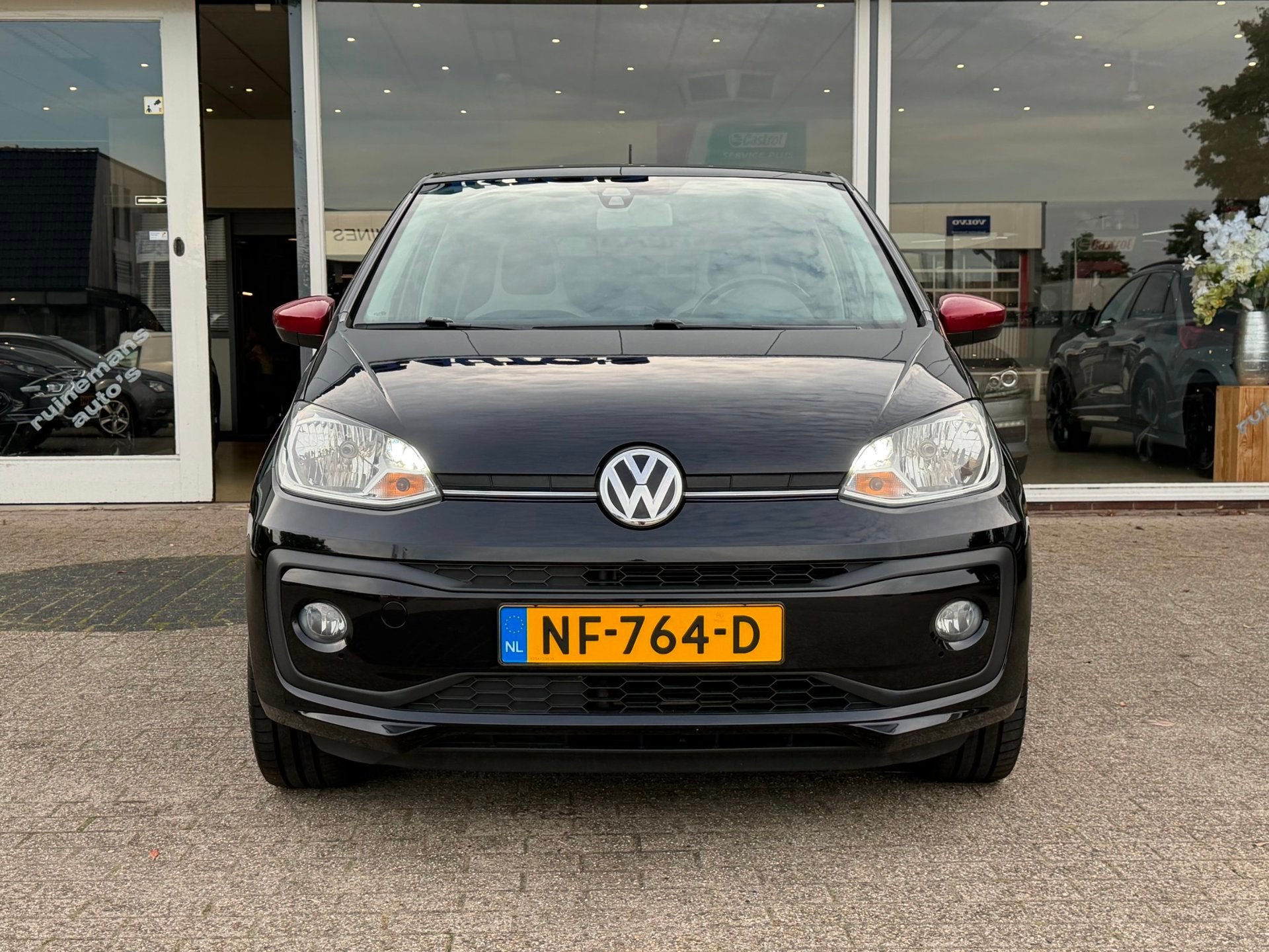 Volkswagen Up! 1.0 BMT high up! COLOUR / LM / MISTLAMPEN / C, Auto's, Voorwielaandrijving, Stof, Verwarmde buitenspiegels, 4 stoelen