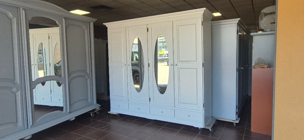 Landelijke brocante houten garderobe kasten, slaapkamerkast, Ophalen, 200 cm of meer, Zo goed als nieuw, 200 cm of meer