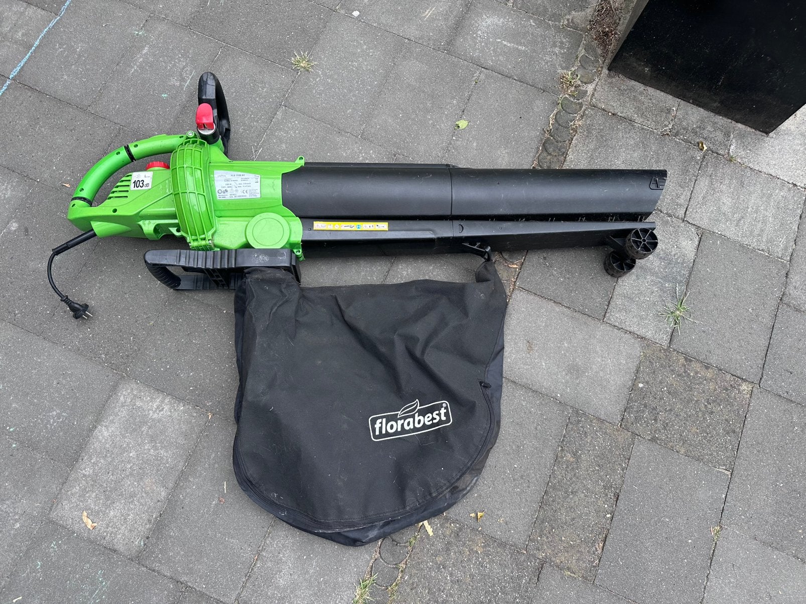 Florabest FLB 2500 A1 bladblazer en zuiger 2500W, Tuin en Terras, Ophalen, Gebruikt, Handgedragen, Met opvangzak