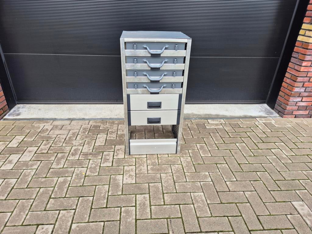 Aluca bedrijfswagen inrichting bedrijfswageninrichting, Ophalen