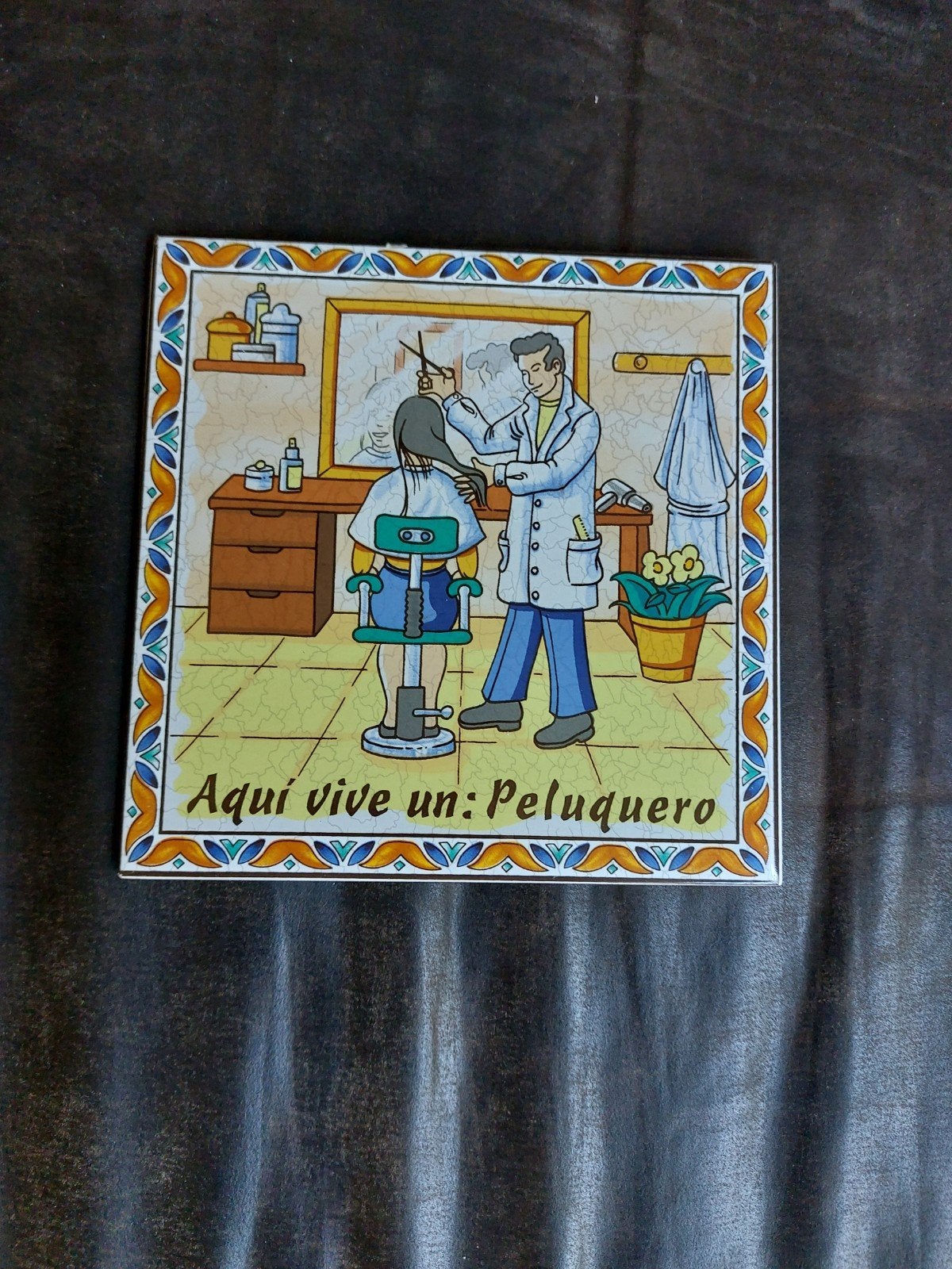 Tegel Kapper en klant en interieur, Ophalen of Verzenden
