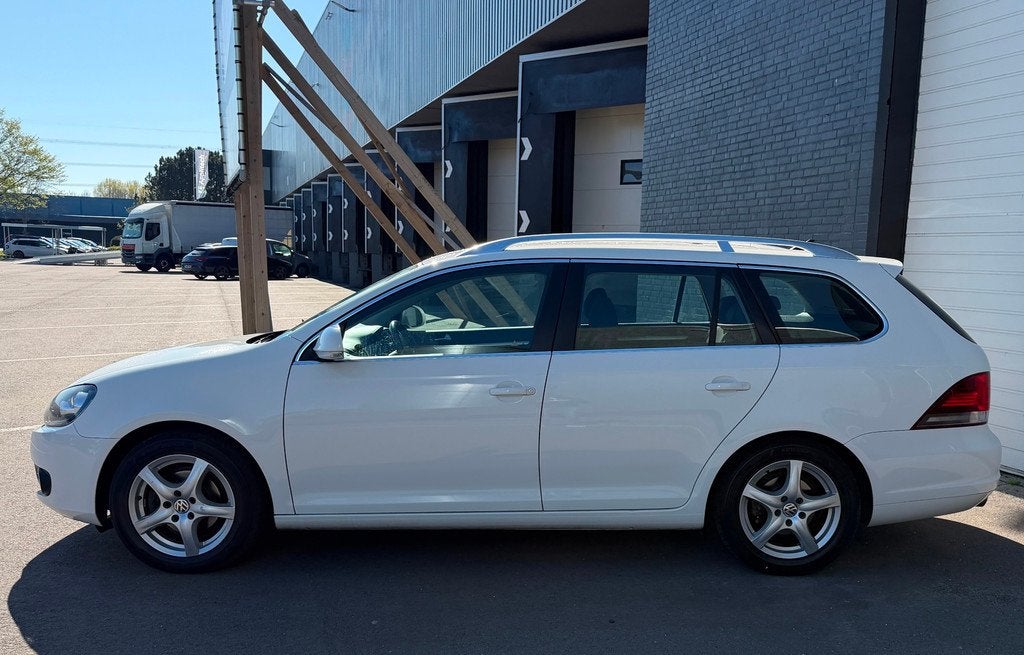 Volkswagen Golf Variant 1.6 TDI Highline BlueMotion NWEAPK/C, Auto's, Volkswagen, Voorwielaandrijving, Euro 5, Gebruikt, Zwart