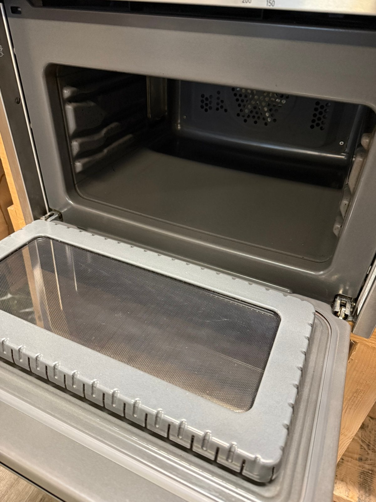 Siemens combimagnetron hb84k552n/45, Ophalen, Bsh.nlbshg.com, Postbus 259, Zo goed als nieuw