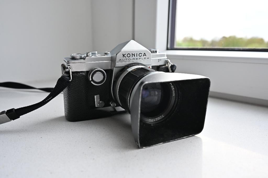 Konica Auto-Reflex P Full/Half frame camera, Ophalen of Verzenden, Gebruikt, Spiegelreflex, Konica