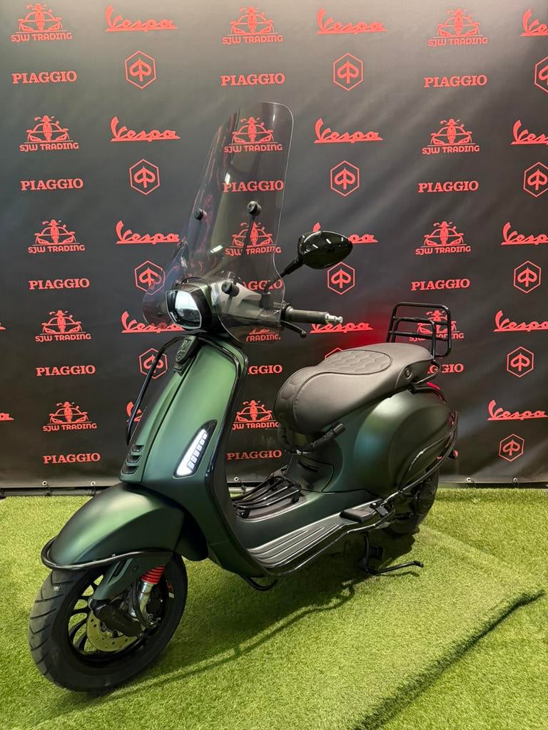 Vespa Sprint 2021! Custom Candy Green / RS Zadel / Garantie!, Fietsen en Brommers, Scooters | Vespa, Benzine, Ophalen of Verzenden