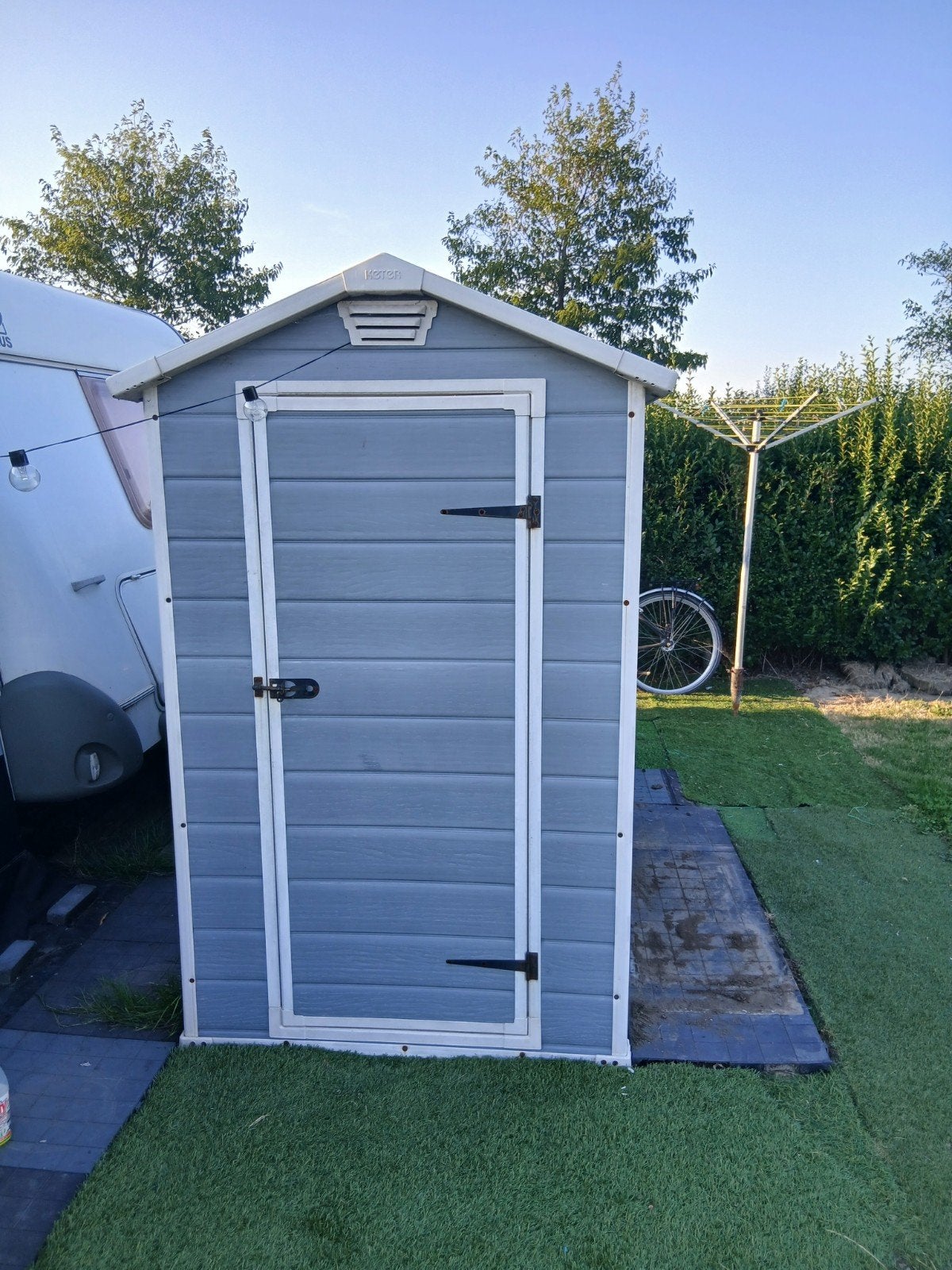 Kunststof berging voor tuin of camping Keter Manor 46, Ophalen, Gebruikt, Kunststof, Overige typen