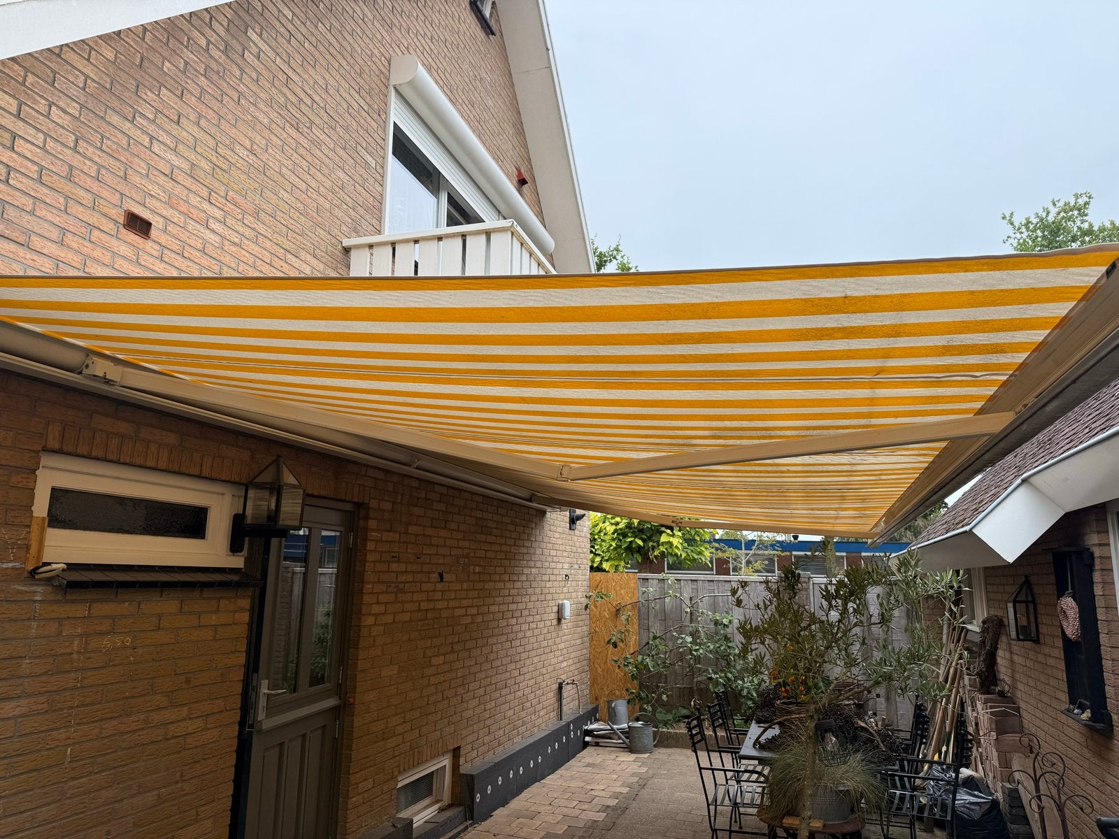 Elektrisch Knikarmscherm 6,50 br, uitval 3,50 m, Ophalen, Gebruikt, 450 cm of meer, Elektrisch