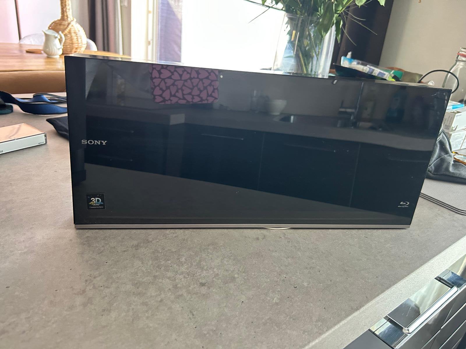 Blu-Ray BDV-F700, Ophalen of Verzenden, Zo goed als nieuw