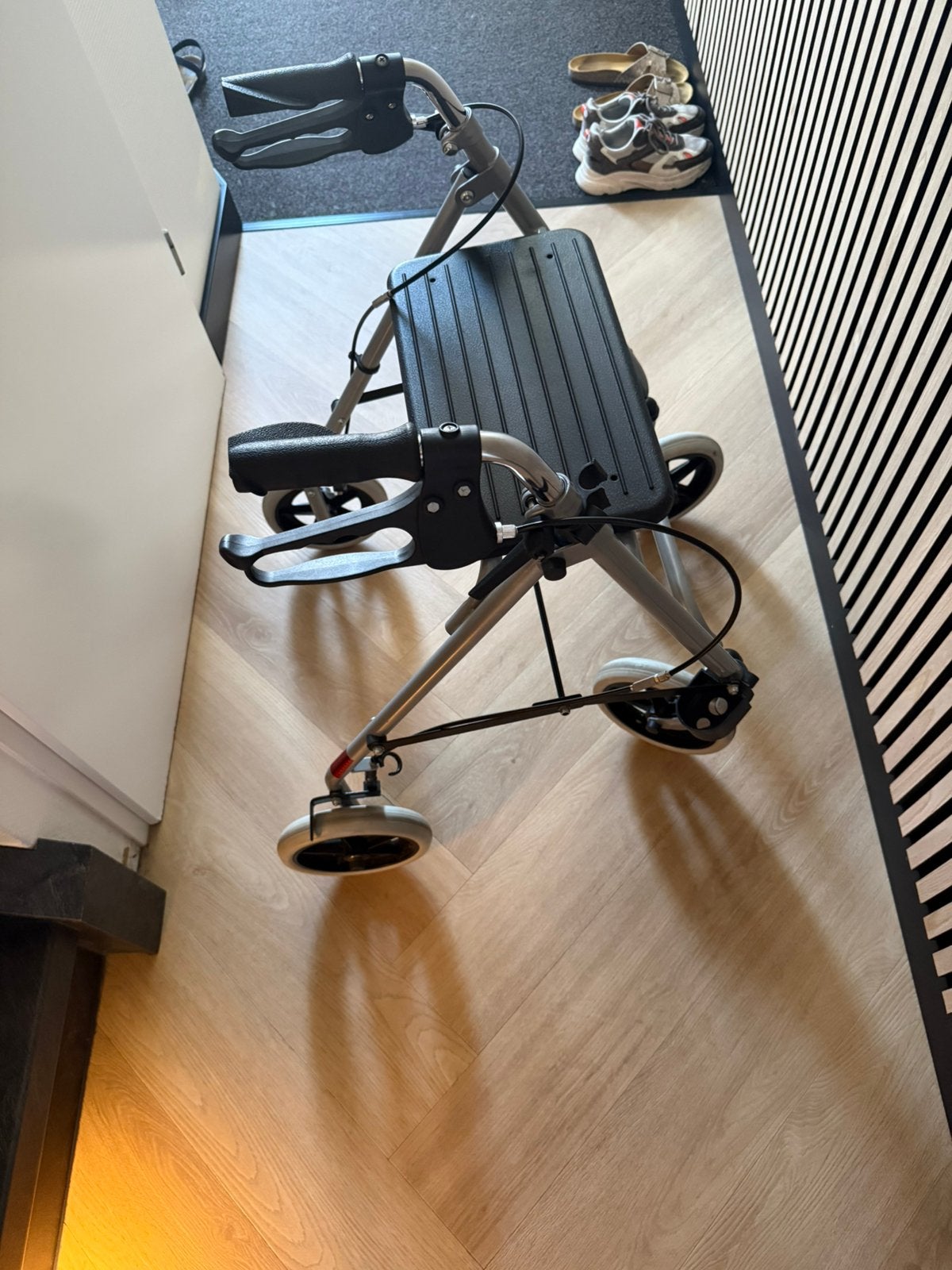 Zo goed als nieuwe rollator., Diversen, Rollators, Ophalen of Verzenden, Opvouwbaar, Zo goed als nieuw