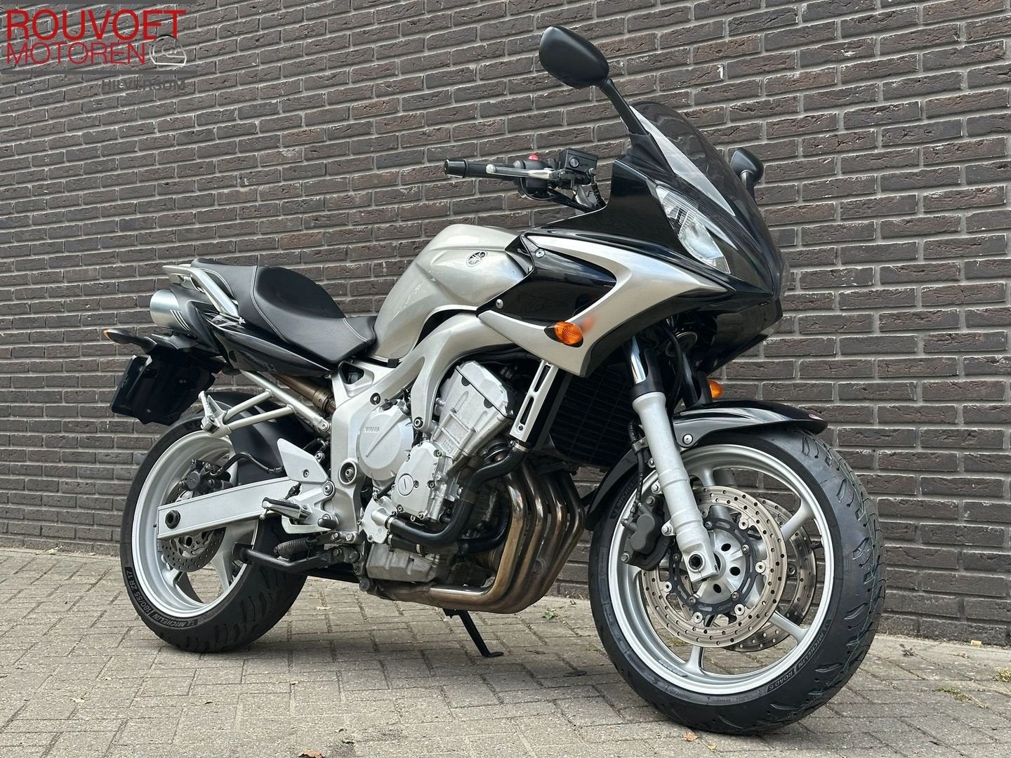 YAMAHA FZ 600 FAZER S FZS 6, Motoren, 4 cilinders, Motorrijbewijs A, Bedrijf, Onbekend