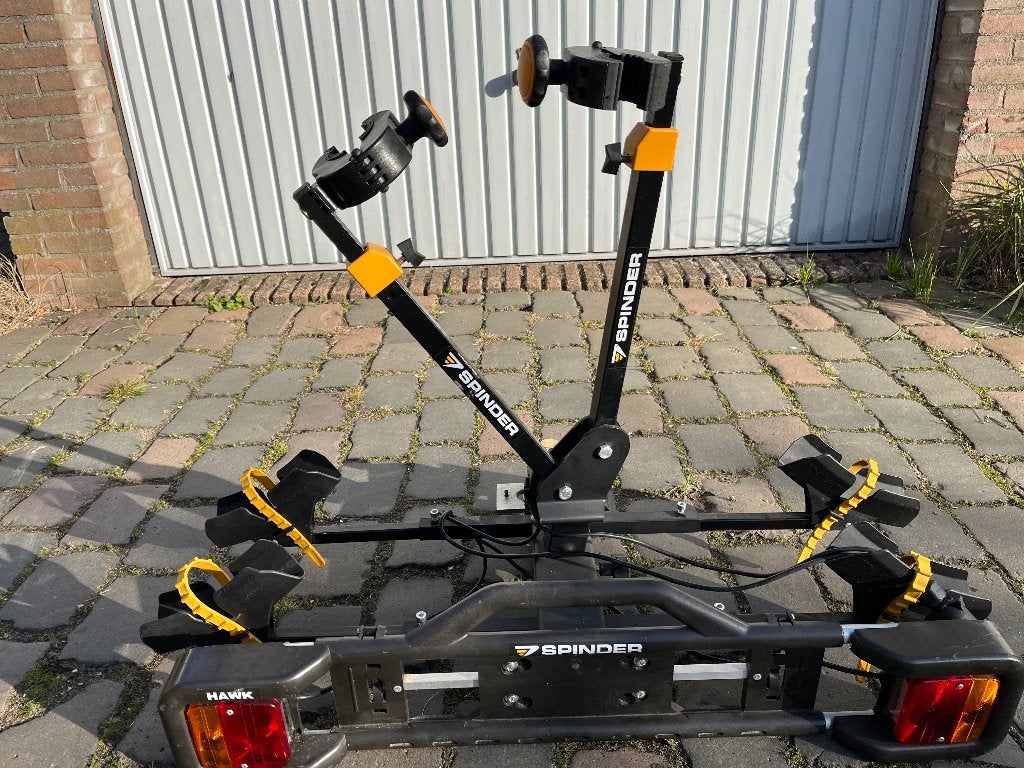 Fietsendrager Spinder Hawk, Ophalen, Zo goed als nieuw, Brede banden, 2 fietsen