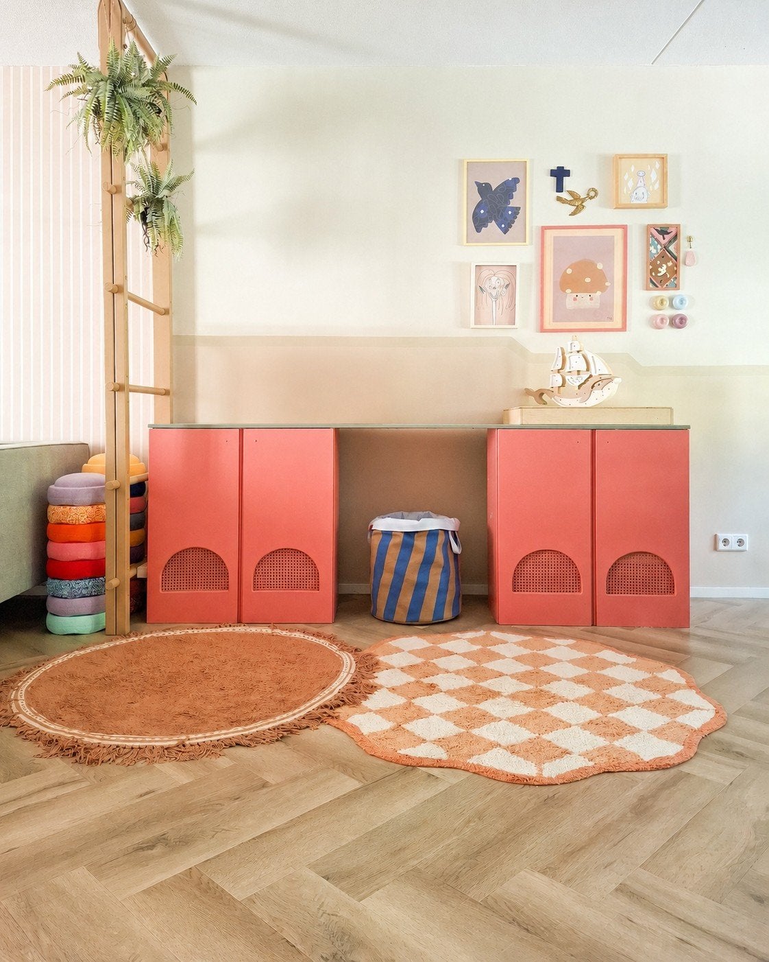 IKEA Ivar kasten met webbing deuren en groot bureaublad (80x, Ophalen, Gebruikt