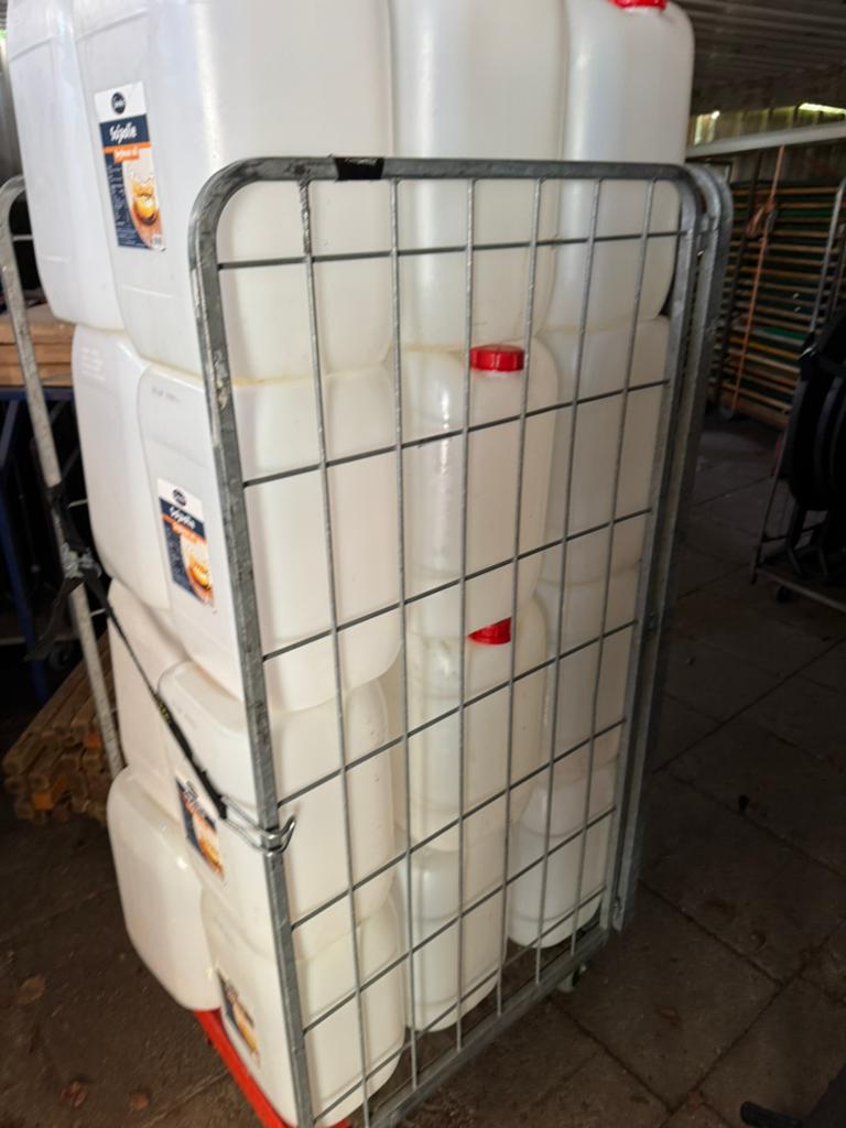 Jerrycans 20 liter, Tuin en Terras, Regentonnen, Minder dan 75 liter, Ophalen, Zo goed als nieuw