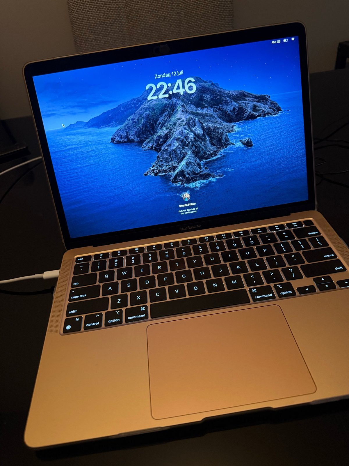 MacBook Air 2020 - 13 inch 16 GB, Ophalen, Qwerty, 13 inch, Zo goed als nieuw
