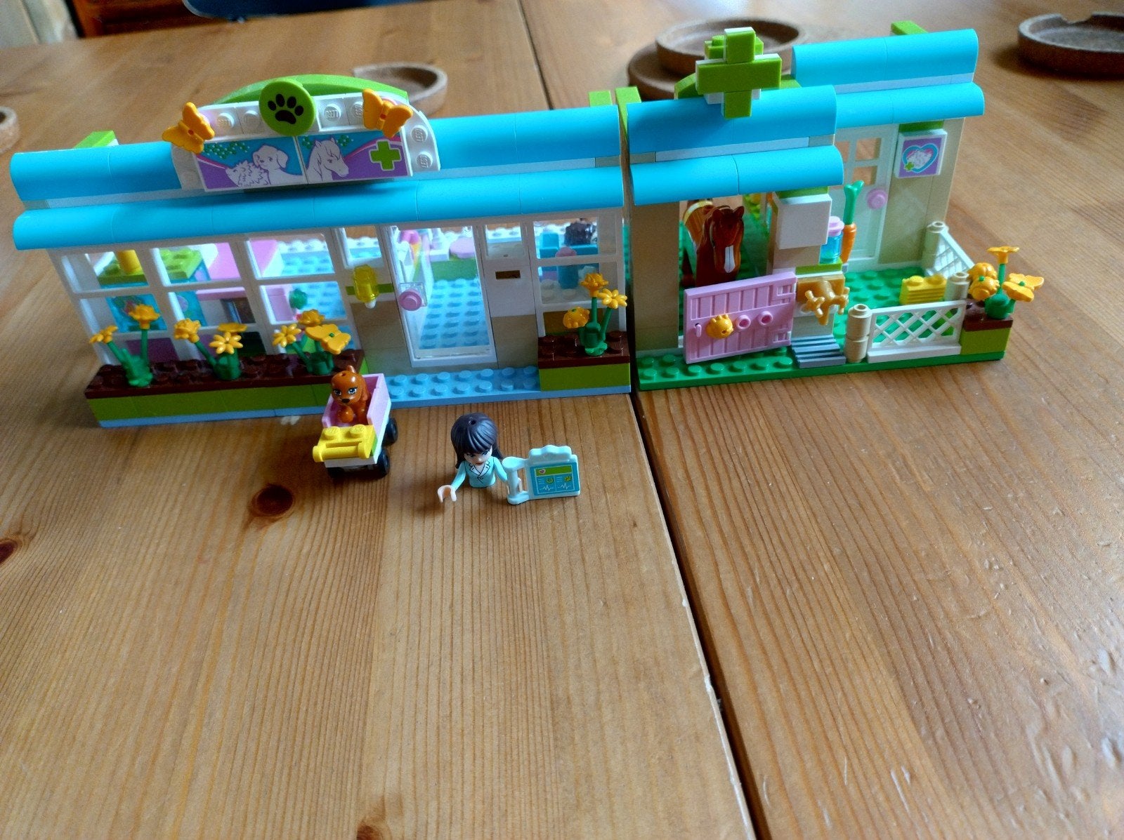 Lego Friends dierenkliniek 3188, Ophalen of Verzenden, Gebruikt