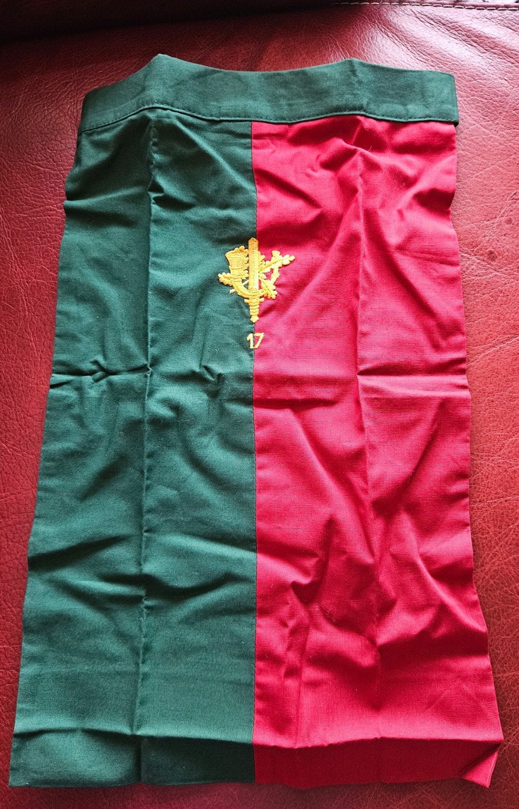 Halsdoek 17 Limburgse Jagers, Ophalen of Verzenden, Landmacht, Nederland, Embleem of Badge