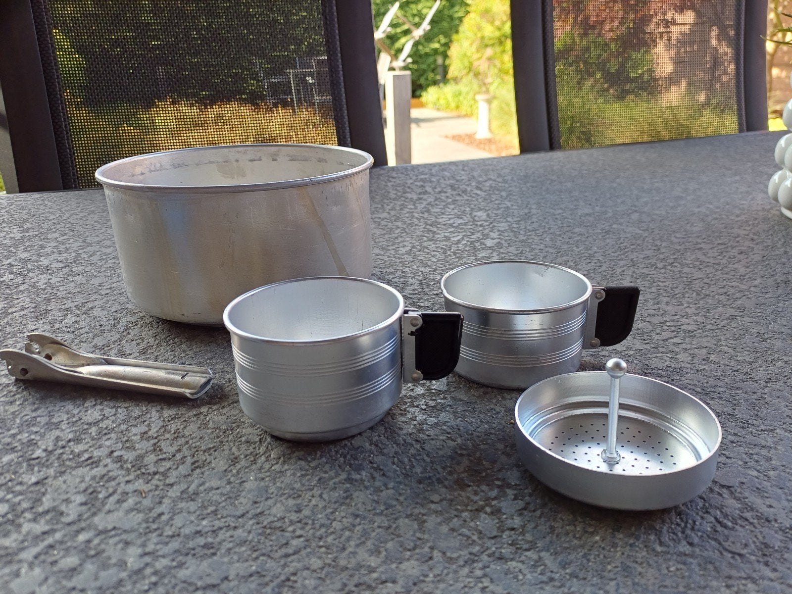 Te koop: Kampeerpannetje en percolator, Ophalen