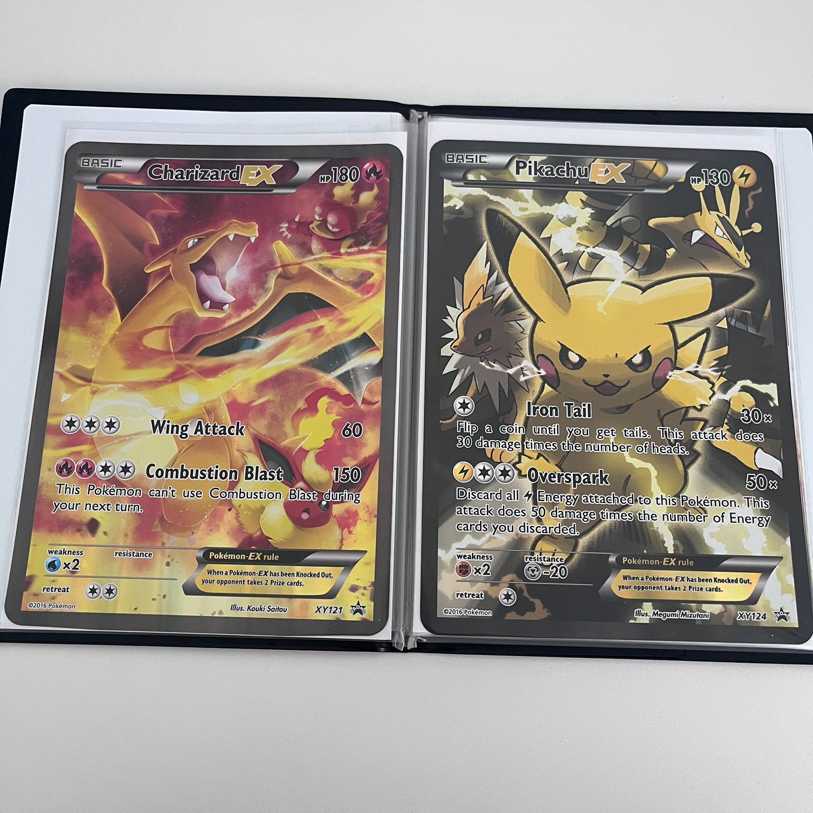 Pokemon mapje met oude Jumbo kaarten, Ophalen of Verzenden, Zo goed als nieuw, Meerdere kaarten