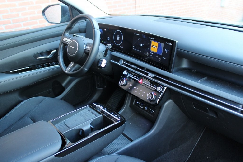 Hyundai Tucson 1.6 T-GDI HEV Comfort | Navi | Camera | Cruis, Auto's, Hyundai, Stof, Gebruikt, 4 cilinders, 1360 kg