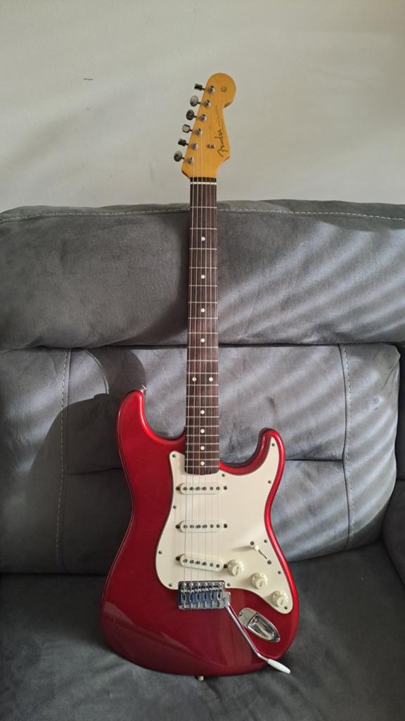 Fender Stratocaster 62 Reissue Made in Japan with US pickups, Muziek en Instrumenten, Snaarinstrumenten | Gitaren | Elektrisch