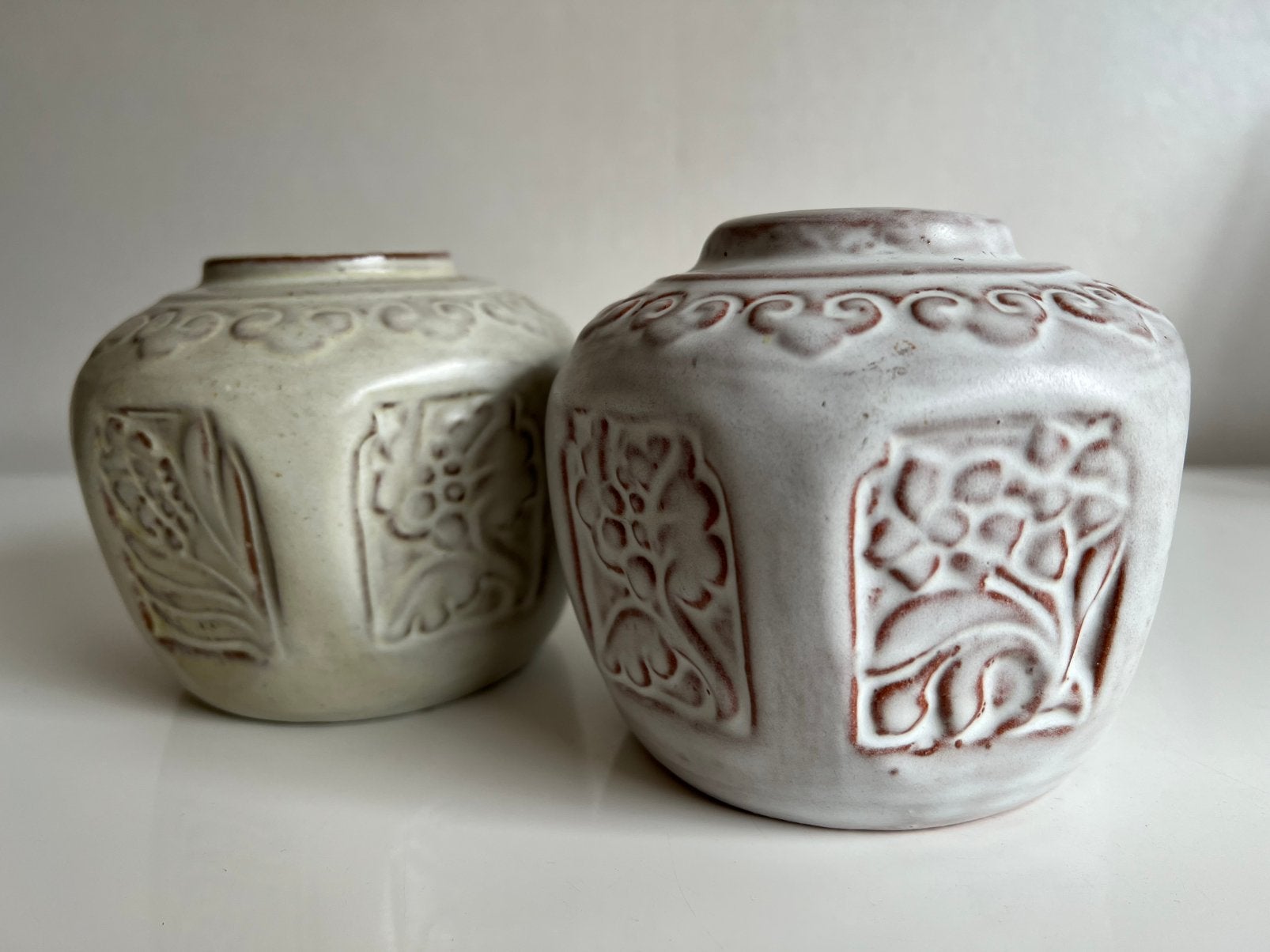 Set 2 Mobach Vaas Flora Gemberpot Relief Wit 080, Ophalen of Verzenden