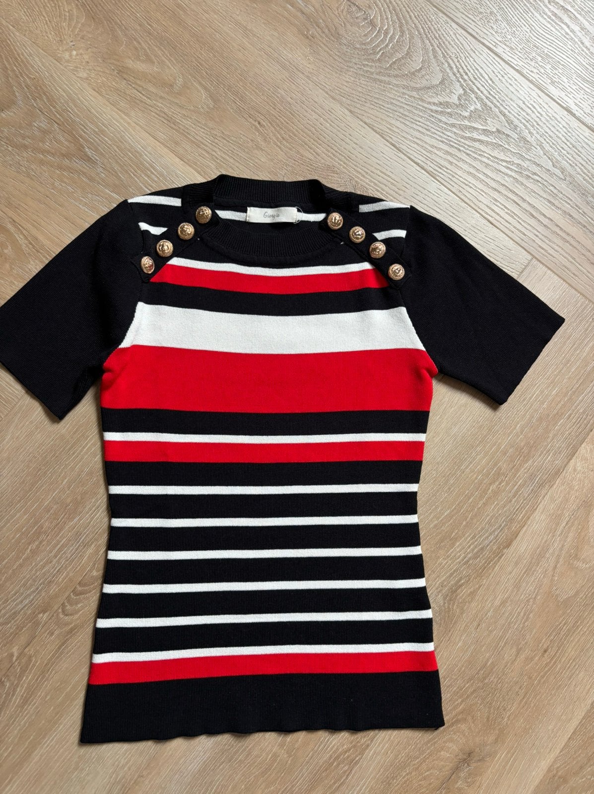 Super leuke top giorgia maat xs, Kleding | Dames, Ophalen of Verzenden, Zo goed als nieuw, Zonder mouw, Maat 34 (XS) of kleiner
