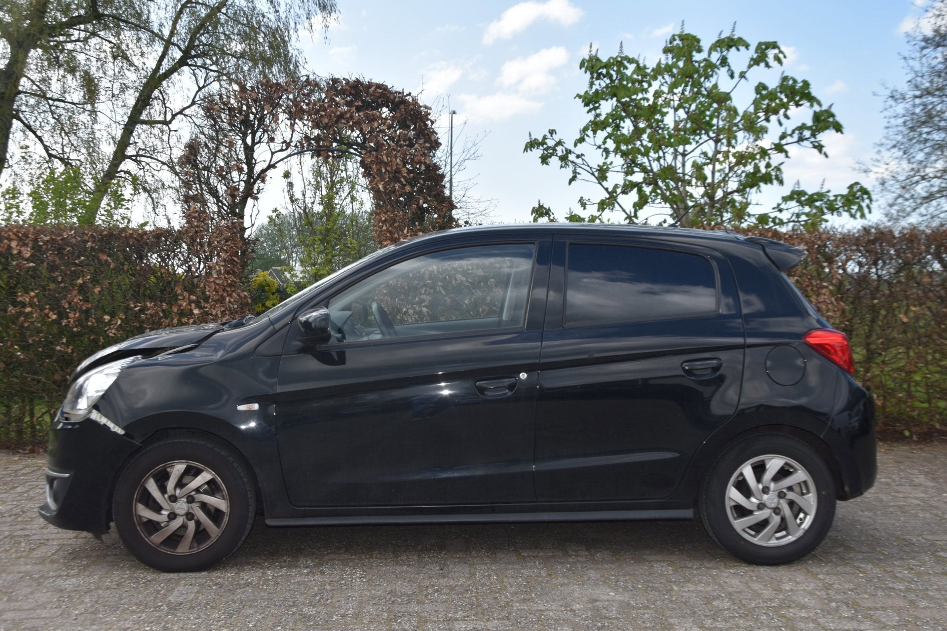 Mitsubishi Space Star 1.0 Intense Airco Elek. Ramen Trekhaak, Voorwielaandrijving, Stof, Gebruikt, Start-stop-systeem