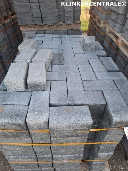 240m2 antraciet B-KEUS betonklinkers keiformaat straatstenen, Info@morssinkhof-groep.nl, Verzenden, Klinkers, Nieuw