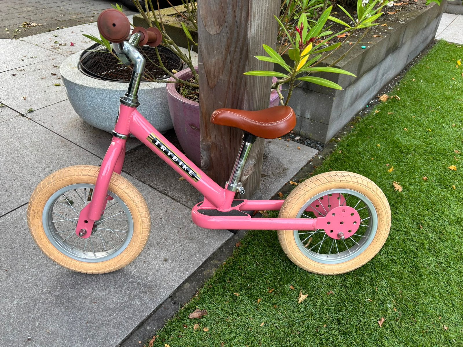 Trybike drie en tweewieler loopfiets, Kinderen en Baby's, Speelgoed | Buiten | Voertuigen en Loopfietsen, Ophalen, Zo goed als nieuw