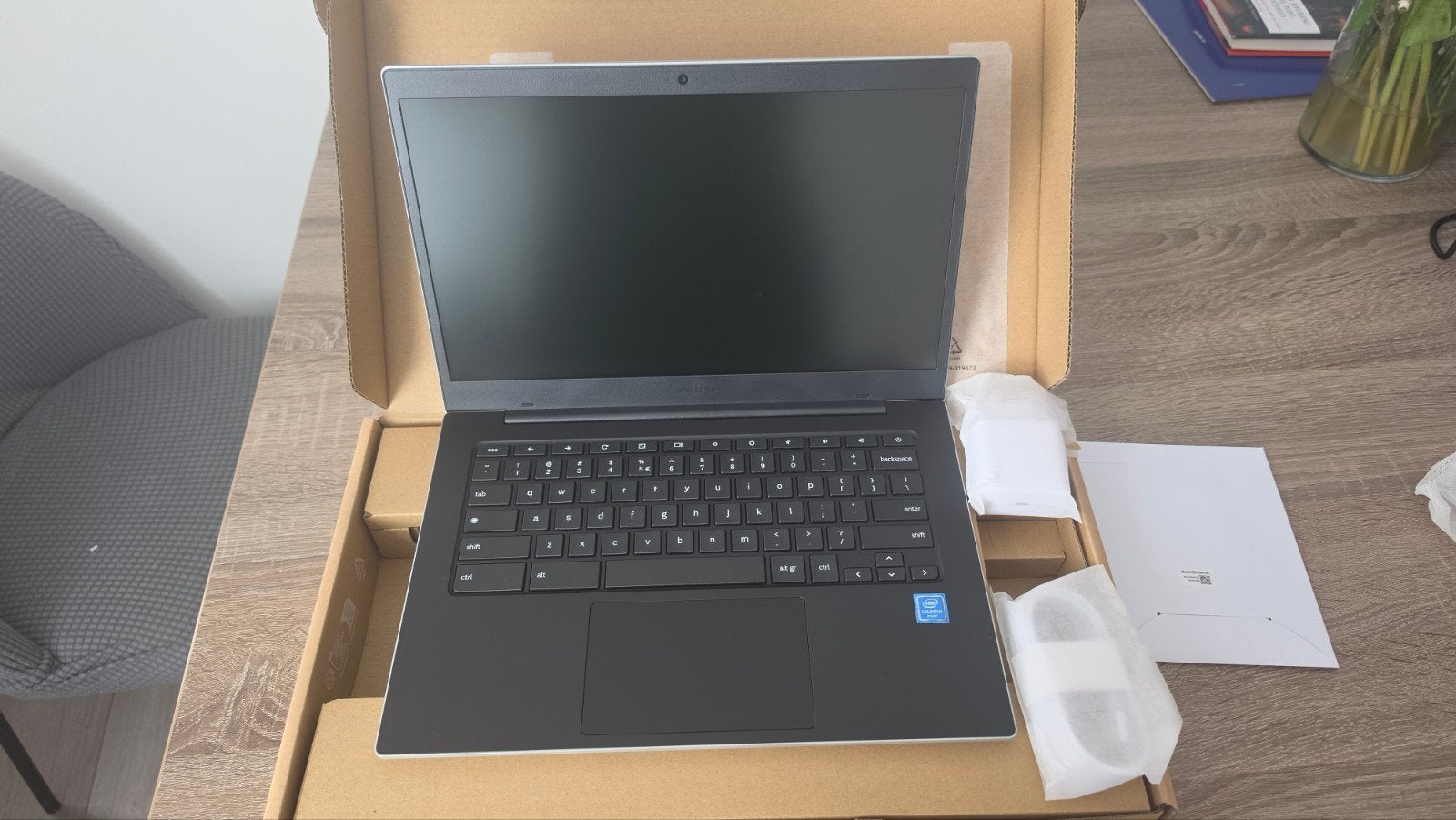 Samsung Galaxy Chromebook Go - Nieuw in doos, Ophalen, 14 inch, 4 GB of minder, Nieuw